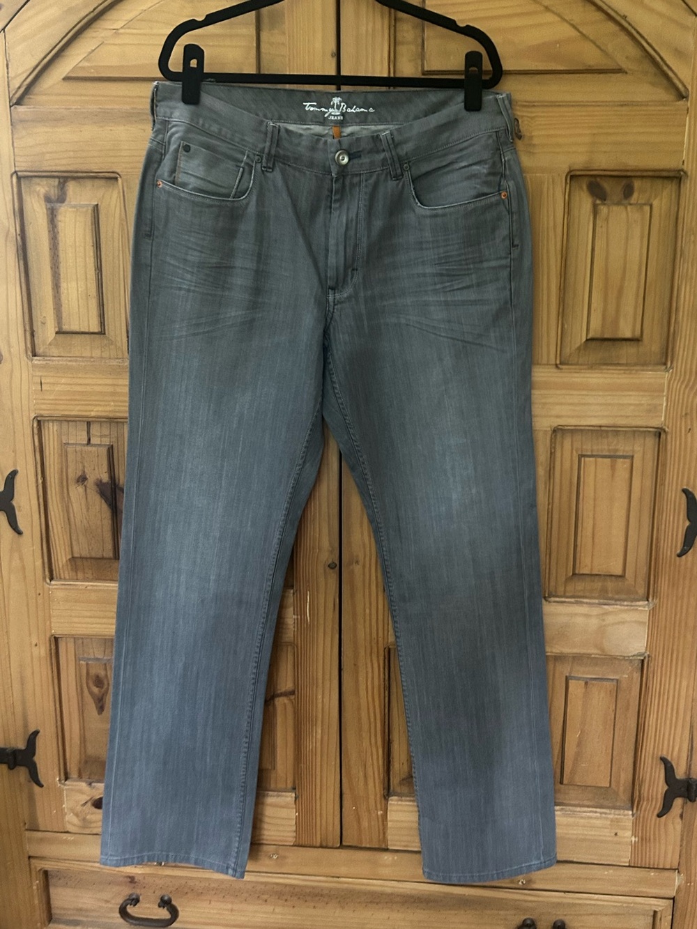 TOMMY BAHAMA Authentic Grey-Wash Denim